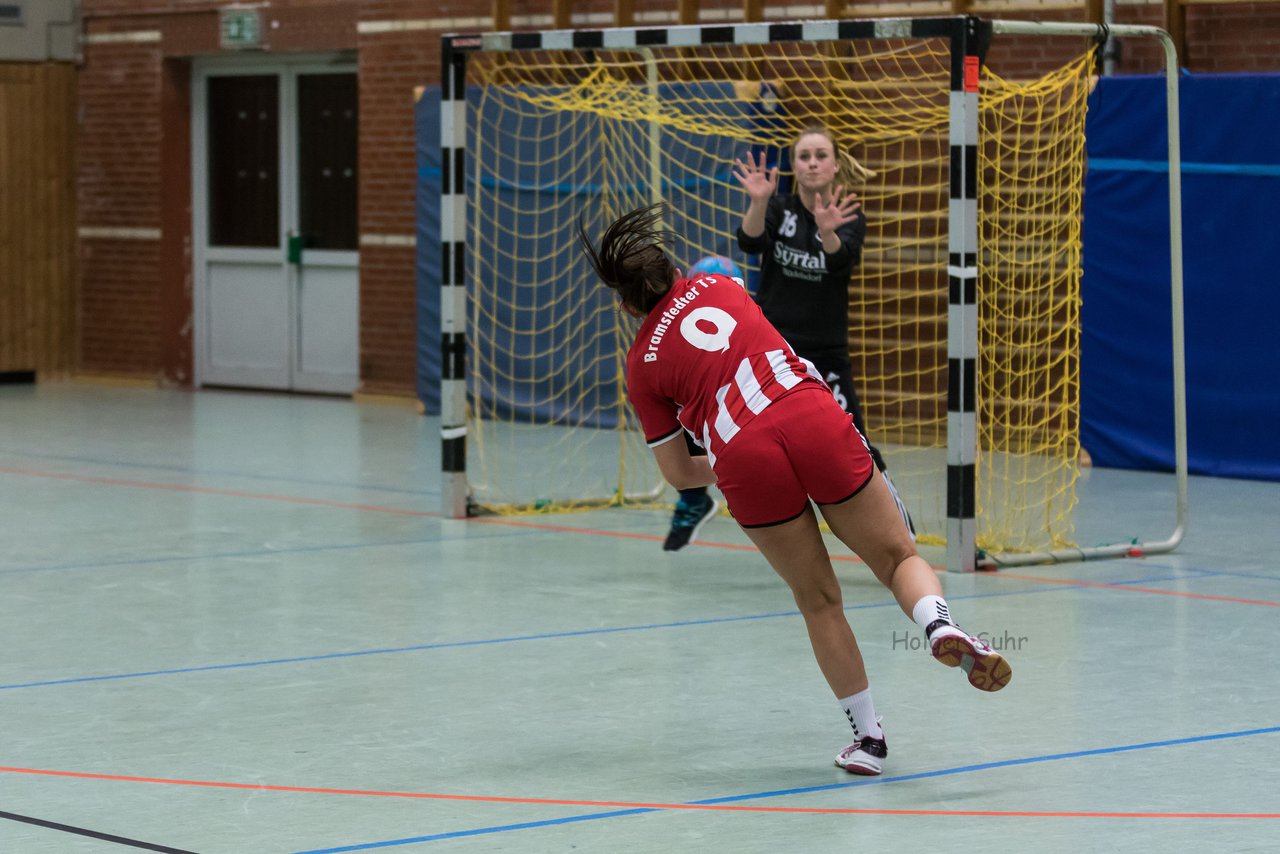 Bild 200 - Frauen Barmstedter TS - Buedelsdorfer TSV : Ergebnis: 26:12